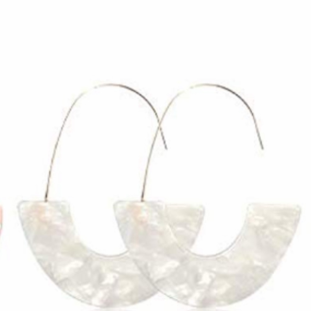 2FOR$14❣️ BRAND NEW acrylic earrings